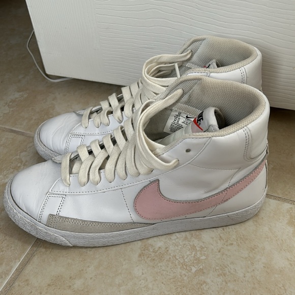 Kids Nike blazers in pink - Picture 3 of 5